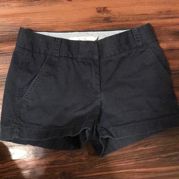 2 pairs of J.Crew shorts & 1 pair of Old navy’s - Picture 3 of 6